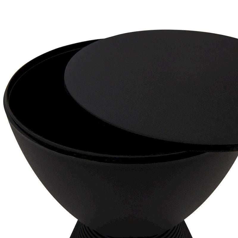 Table d'appoint ronde Boyd avec base nervurée et couvercle amovible, idéale pour le salon et la chambre.