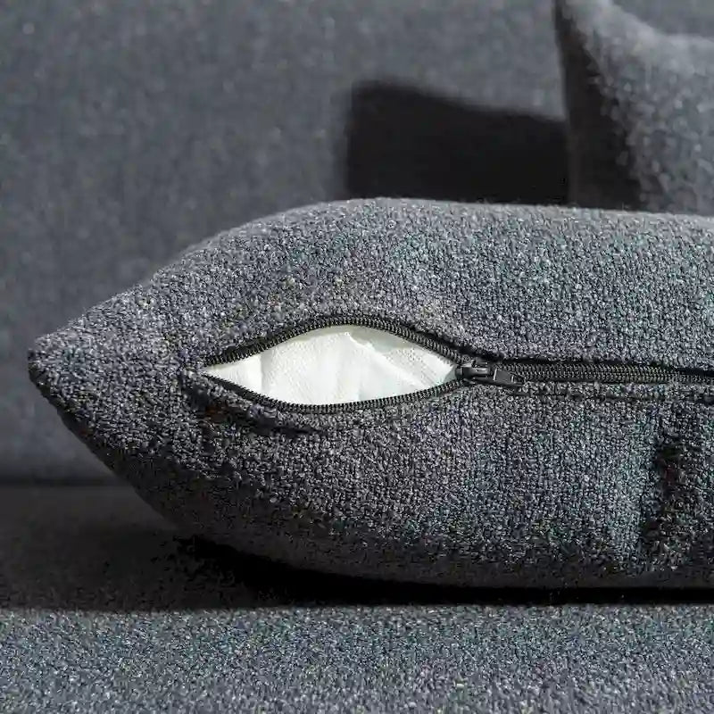 Canapé 2 places KINWELL en tissu bouclé avec coussins