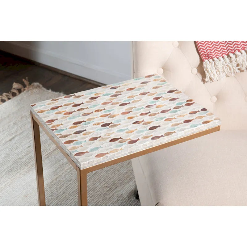 Table d'appoint Shawnee Capiz en mosaïque de poisson
