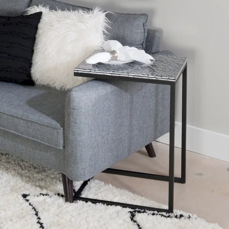 Table d'appoint Shawnee Capiz en mosaïque de poisson