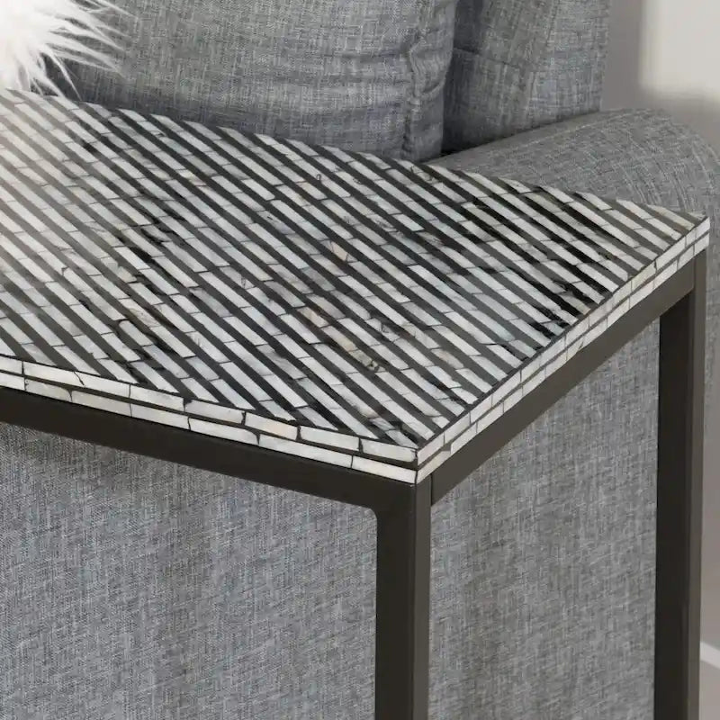 Table d'appoint Shawnee Capiz en mosaïque de poisson