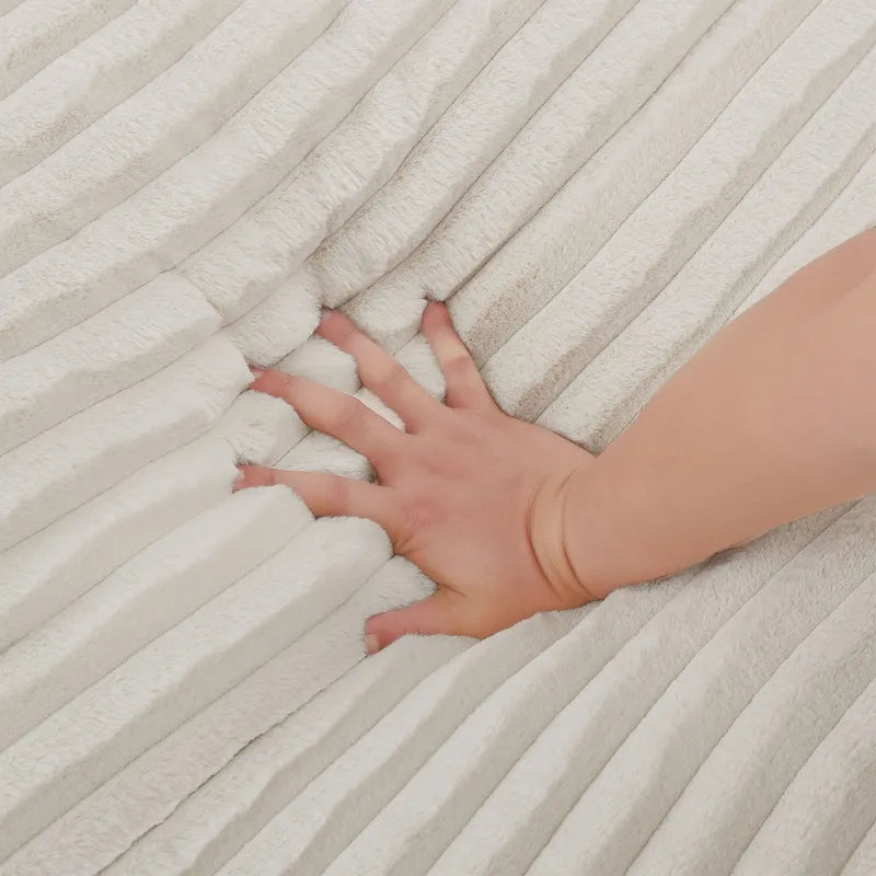 Canapé-lit double moderne, confortable et moelleux, revêtu de velours côtelé doux et moelleux.