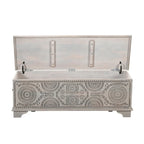 Pouf de rangement Clara en bois massif sculpté