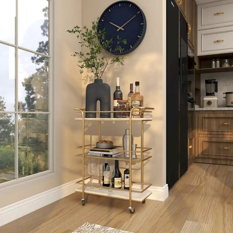 Chariot de bar roulant en marbre doré avec 1 plateau en verre et 2 étagères en marbre, poignées incluses - Roche River Decor